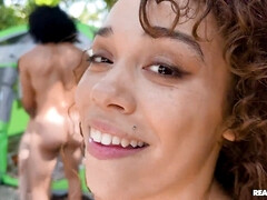 Arsch, Braunhaarige, Schwanz, Lecken, Natürlichen titten, Zierlich, Piercing, Titten