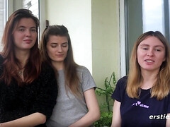 Cunnilingus, Amateur, Morena, Rostro sentado, Lesbiana, Afeitado, Adolescente, Trio