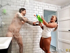 Culo, Rubia, Mamada, Estilo perrito, Besar, Tatuaje, Adolescente, Tetas