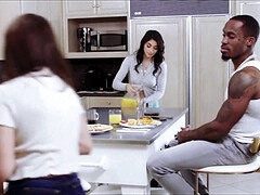 Anaal, Bondage discipline sadomasochisme, Grote kont, Grote mammen, Interraciaal, Ondergoed, Gezichtspunt, Student