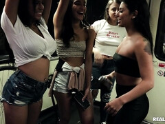 浴室, ベッドルーム, 黒人, 茶髪の, ジーンズ, レズビアン, オマンコ, スカート