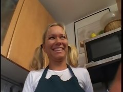 Leie, Tussi, Blondine, Selbstgemacht, Natürlichen titten, Polisch, Muschi, Jungendliche (18+)