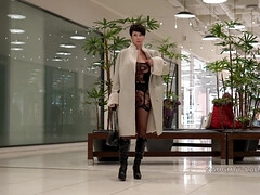 18 jahre, Braunhaarige, Fetisch, Flashen, Selbstgemacht, Masturbation, Öffentlich, Netzkamera