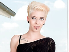 Anaal, Kont, Blond, Pijpbeurt, Dubbele penetratie, Handbeurt, Geschoren, Tiener