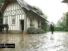 Anal, Nana, Gros seins, Plantureuse, En levrette, Branlette thaïlandaise, Plan cul à trois, Rétro ancien