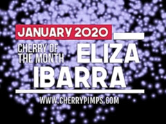 Leie, Grosser arsch, Latina, Lingerie, Masturbation, Rasiert, Solo, Entkleiden