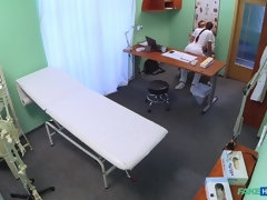 フェラチオ, 中出し, 医者, バック, なめる, 看護婦, ハメ撮り, オマンコ
