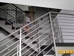 Tussi, Grosse titten, Gehörnter ehemann, Interrassisch, Muschi, Rau, Eng, Titten