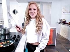 Kali Roses Has Dick for Dinner