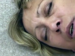 Sucer une bite, Mamie