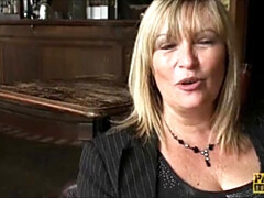 Enthousiasteling, Brits, Omie, Rijpe lesbienne, Gezichtspunt, Realiteit, Ruw, Slet