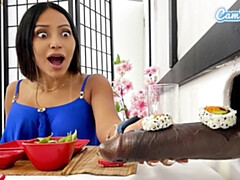 Asiatisch, Grosse titten, Blasen, Hd, Küssen, Lesbisch, Reif, Milf