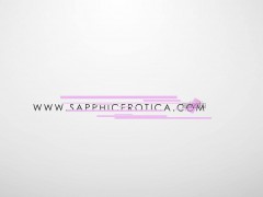 Lovemaking the lesbian way with Chrissy Fox and Daphne