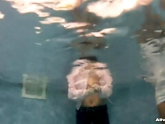 フェティッシュ, Hd, レズビアン, 淫乱熟女, 喫煙, ストッキング, ティーン, 三人