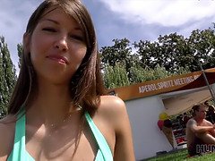 18 jahre, Blasen, Tschechisch, Hd, Pov, Öffentlich, Muschi, Realität