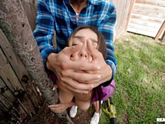 Amateur, Tetas grandes, Fetiche, Penetracion con puños, Látex, Masturbación, Orgía, Esposa