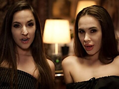 Gros cul, Doigter, Lesbienne, Léchez, Masturbation, Chatte, Dénudage, Nénés