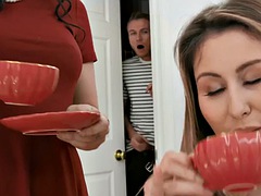 Squirting bigass babe ass fucked by BF in various positions