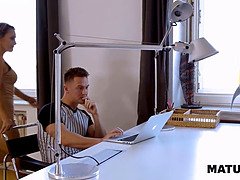 Блондинки, Минет, Постарше, Зрелые, Милф, Мамочка, Натуральные сиськи, Реалити