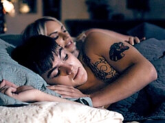 Leie, Schlafzimmer, Grosser schwanz, Grosse titten, Blondine, Hundestellung, Behaart, Milf