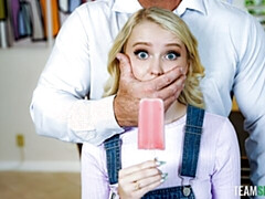 Cul, Grosse bite, Blonde, Sucer une bite, En levrette, Maigrichonne, Adolescente, Nénés