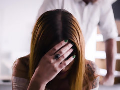 Измена, Глубокая глотка, Семья, Пальцем, Гостиница, Мужья, Натуральные сиськи, Рыжие