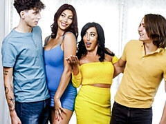 Gros cul, Grosse bite, Gros seins, Sucer une bite, En levrette, Le plan cul à quatre, Mère que j'aimerais baiser