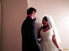 Appetizing bride August Taylor rides hard meatpole