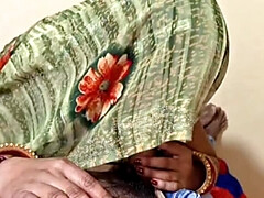 Schönheit, Blasen, Paar, Schmuddelige sprache, Erstes mal, Hardcore, Hausfrau, Indisch