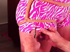 Leie, Fesselspiele, Ohne kleider, Füsse, Milf, Nackt, Orgasmus, Pov