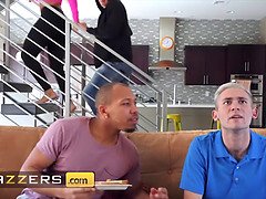 Большой член, Большие сиськи, Блондинки, Минет, Милф, Мамочка, Мачеха, Втроем