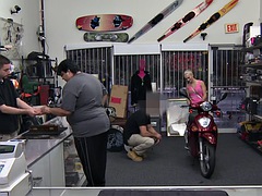 Leie, Tussi, Blondine, Blasen, Süss, Freundin, Handjob, Büro