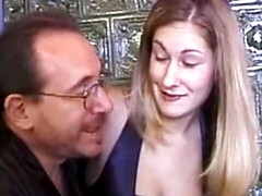 Amateur, Gros seins, En levrette, Faciale, Mère que j'aimerais baiser, Seins naturels, Rétro, Rétro ancien