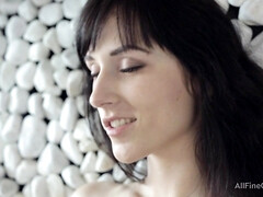 Большая жопа, Брюнетки, Грудастые, Женщины, Пальцем, Мастурбация, Натуральные сиськи, Сиськи