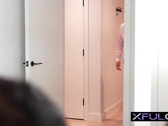 Grote mammen, Gezichtzitten, Hardcore, Likken, Kut duiken, Geschoren, Trio, Tieten likken