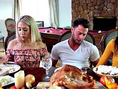 Thanksgiving Is For Creampies - S10:E6