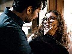 18 летние, Большая жопа, Большой член, Большие сиськи, Минет, Брюнетки, Собачьи