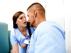 デカパイ, チェコ, 開帳, オフィス, アウトドア, ピアス, ヤリマン, ユニフォーム