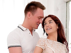 Anaal, Grote lul, Pijpbeurt, Hondjeshouding, Roodharige vrouw, Geschoren, Tiener, Tieten likken