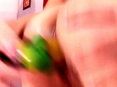 Gros seins, Noire, Plantureuse, Doigter, Léchez, Chatte, Nénés, Jouets