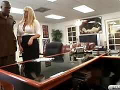 Kont, Grote lul, Pijpbeurt, Sperma in gezicht, Interraciaal, Moeder die ik wil neuken, Kut duiken, Vrouw