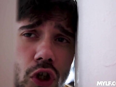 Sucer une bite, Plantureuse, Tromperie, Tir de sperme, Faciale, Mère que j'aimerais baiser, Maman, Nénés