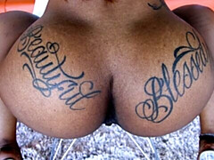 Anal, Gros cul, Grosse bite, Gros seins, En levrette, Noir ébène, Maigrichonne, Adolescente