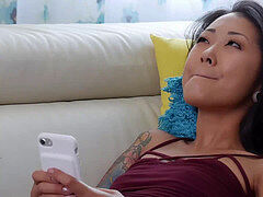 super hot sensuous chinese giving away the goodies