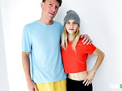 18, デカチン, ブロンド, フェラチオ, バック, 自然山雀, ショートヘア, ガリガリ