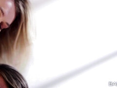 Nana, Grosse bite, Mignonne, Mère que j'aimerais baiser, Seins naturels, Chatte, Chevaucher, Nénés