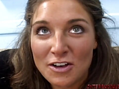 18 jahre, Grosser schwanz, Blasen, Braunhaarige, Papi, Hundestellung, Lecken, Natürlichen titten