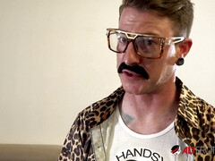 Lieveling, Grote kont, Pijpbeurt, Bruinharig, Mollig, Diep in de keel, Hardcore, Tietenklus