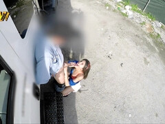 Arsch, Braunhaarige, Spermaladung, Im freien, Zierlich, Piercing, Weibliche ejakulation, Titten