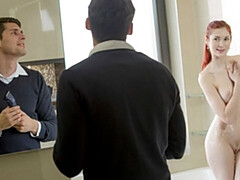 Cuarto de baño, Verga grande, Mamada, Estilo perrito, Tetas naturales, Pelirrojo, Adolescente, Tetas